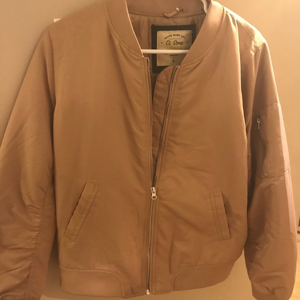 💣🧥 Bomber Jacket